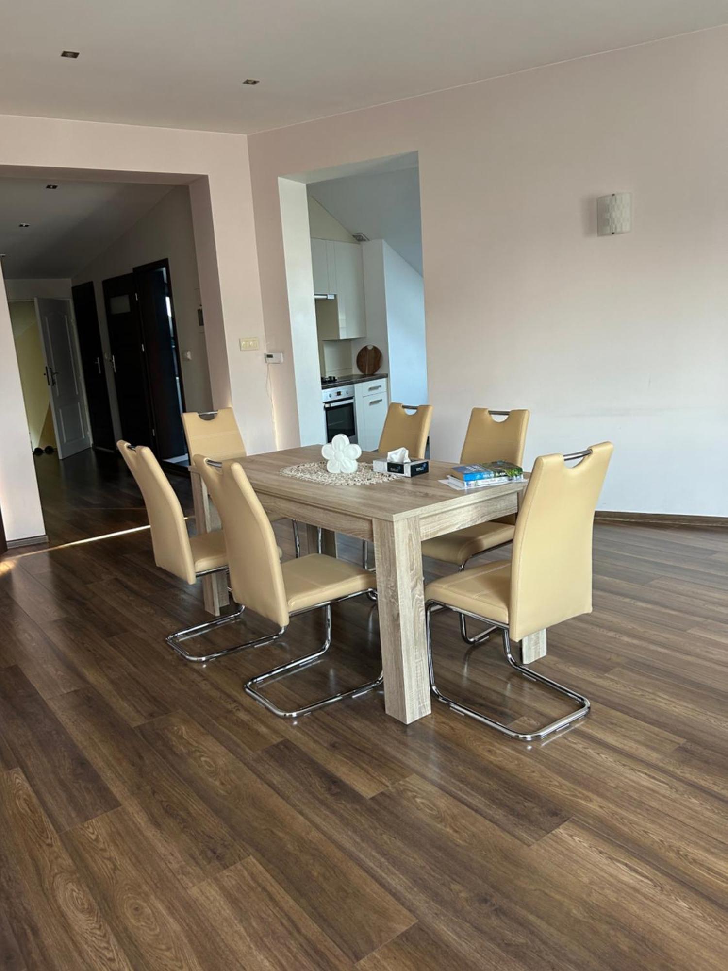 Apartament Bobrzanska - 4 Bedrooms Sypialnie Świdnica 外观 照片